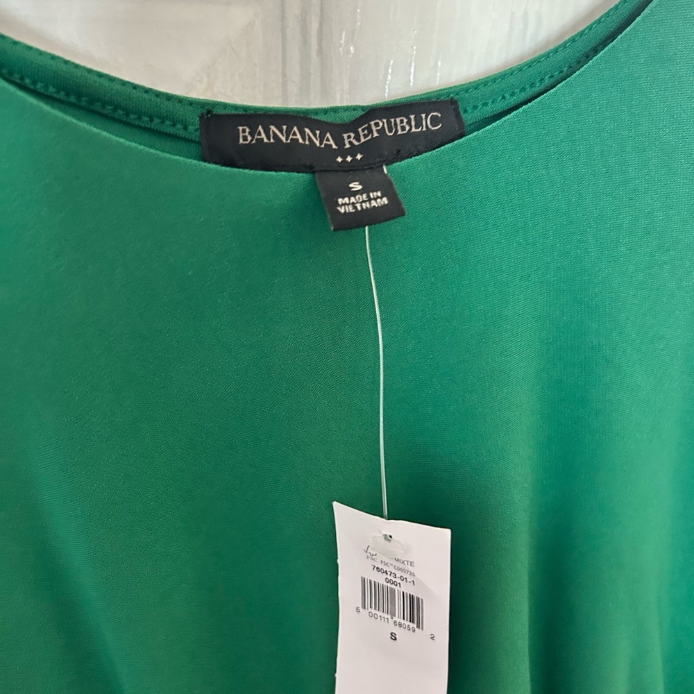 Banana Republic Emerald Green Blouse